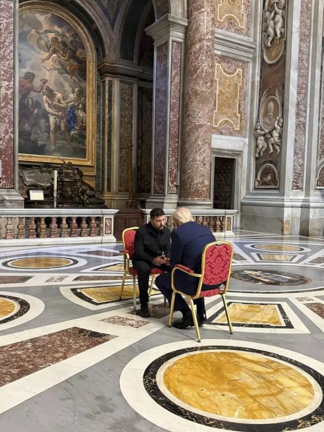 BREAKING: Trump and Zelensky's Secret NATO Summit Talk! — Trump NATO summit news, Zelensky private meeting update, Trump Zelensky Vatican discussion 2025
