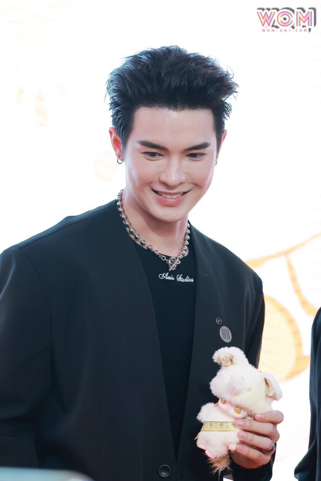 Billy & Babe's Shocking Partnership at Thai-China Event! — บิลลี่เบ้บของสะสม, DIMOOรุ่นพิเศษประเทศไทย, PATCHANON TANATATความร่วมมือ