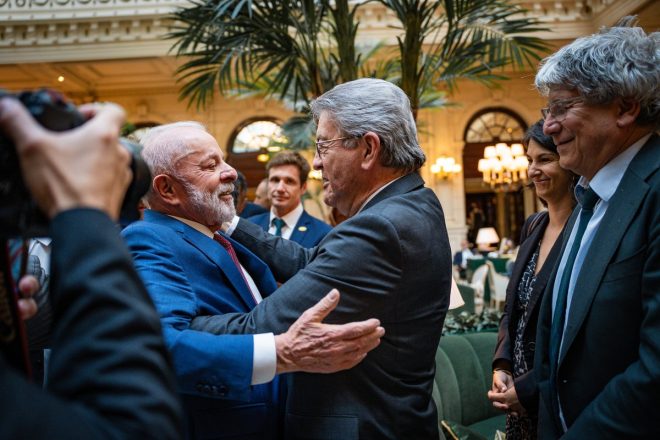 Brazil's President Faces Backlash Over Mercosur Deal! — rencontre productive Président Brésil, rapport Mathilde Hignet Mercosur, délégation insoumise 2025