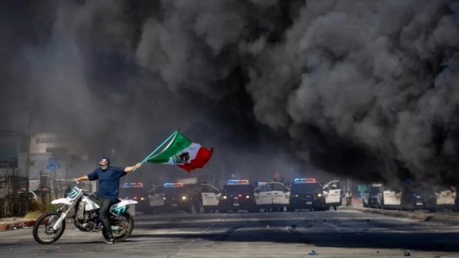 Capitol Officer: GOP's Flag Outrage Is Hypocritical! — Capitol Police response, LA riots controversy, Republican outrage comparison