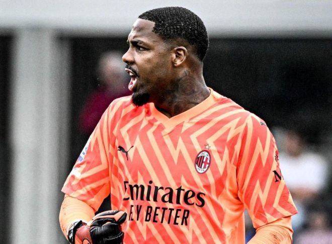 Chelsea's Shocking €18m Move: Are They Stealing Milan's Star? — Chelsea transfer news, AC Milan player transfer, Mike Maignan contract details