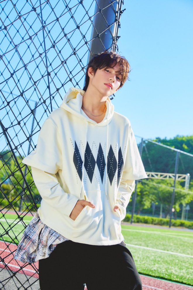 "Controversial K-Pop Group AHOF Shocks Fans with Debut Album 'WHO WE ARE' - What's the Real Story Behind #JL?" — K-pop Concept Photos, Visual Storytelling, Album Teaser Images