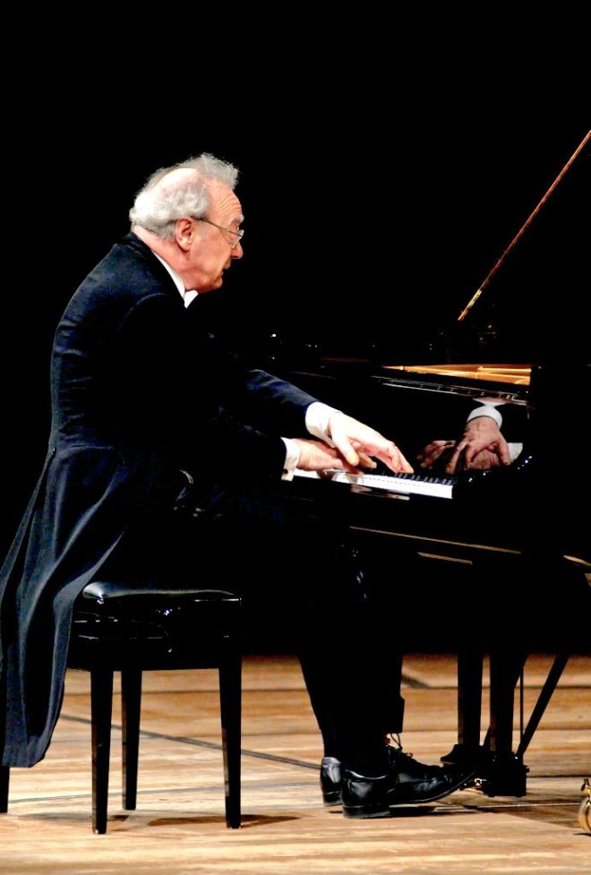 Death of Maestro Alfred Brendel at 94: A Musical Legend's Farewell
