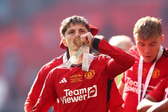 Garnacho's Shocking Exit: Premier League Clubs in Race! —  Alejandro Garnacho transfer news, Premier League transfer rumors, Manchester United player departures
