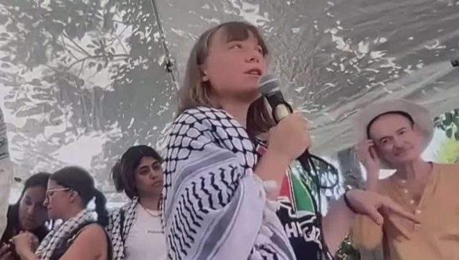 "Hamas Offers Surrender in Exchange for Greta Thunberg - Europe's Shocking Decision" — Hamas surrender agreement, Europe Greta Thunberg exchange, Political negotiations 2025
