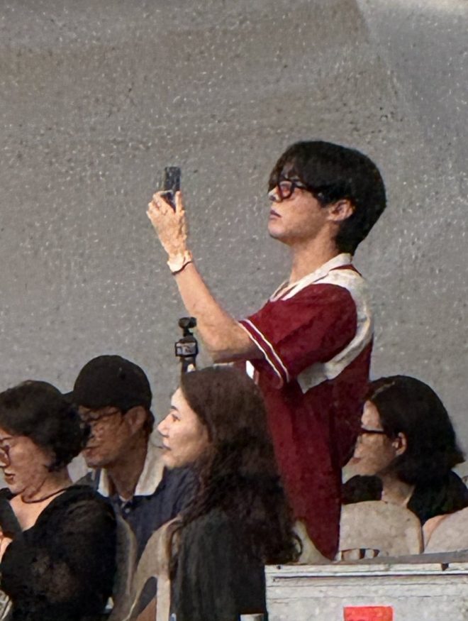 Hobi: BTS's Fastest Fan or Just Seeking the Spotlight? — BTS concert attendance, fastest BTS members, Hobi concert arrival 2025