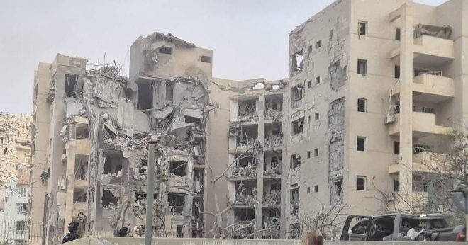 Iran Breaks Trump Ceasefire: Missiles Rain on Israel — ballistic missile attacks Israel, Iran military aggression 2025, Beersheva missile strike news