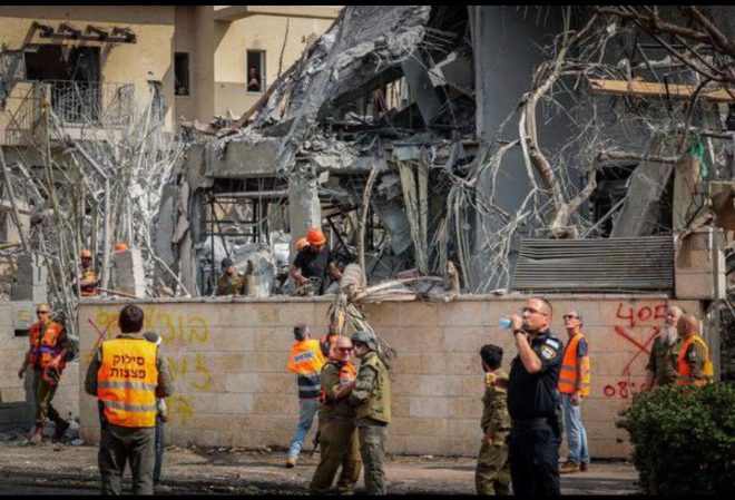 Iran Obliterates Israel's Secret Bio Weapons Hub! — biological warfare threat, classified military facility attack
