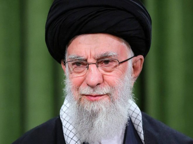 Iran's Shocking Move: Strait of Hormuz BLOCKED! 🌍💥 — oil supply crisis, Strait of Hormuz news, global oil market impact