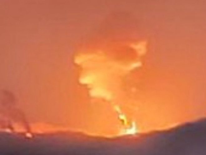 Israel's Shocking Strike: Smoke in Tehran Resembles Trump! — Israel Iran conflict, Tehran airstrike news, U.S. negotiations 2025