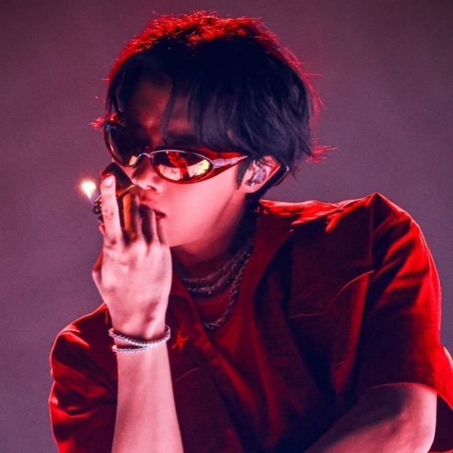 J-Hope's Solo Tour Shatters Records: 470,000 Fans Can't Be Wrong! — J-Hope solo tour success, J-Hope concert highlights, J-Hope Hope On the Stage