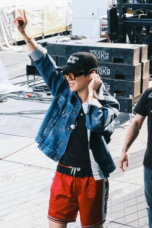 "J-Hope's Wild Instagram Challenge: Fun or Just a Gimmick?" — social media photography, Instagram influencers, visual storytelling 2025