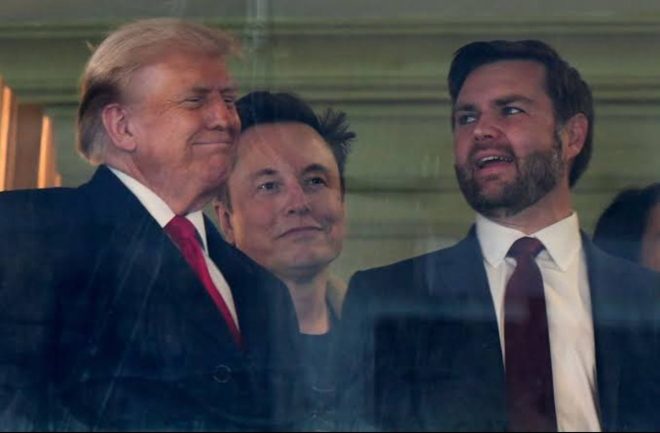 JD VANCE: ELON MUSK'S RETURN A STRATEGIC PSYOP? — Elon Musk News, JD Vance Controversy, Political Psyops 2025