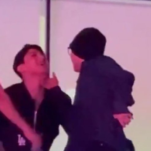 Jikook's Dance Dilemma: A Serious Miss or Just Fun? — Jikook Dance Moments, Hoseok Dance Scene Analysis 2025, BTS Funny Moments Compilation