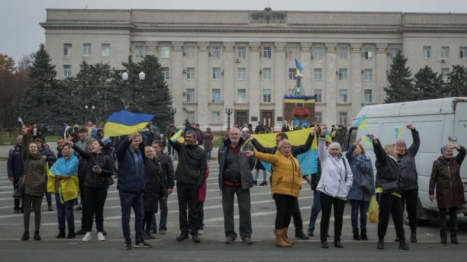 Kherson's Town Square Obliterated: A New Level of Destruction —  Kherson town square destruction, glide bomb attacks Kherson, devastation in Kherson 2025