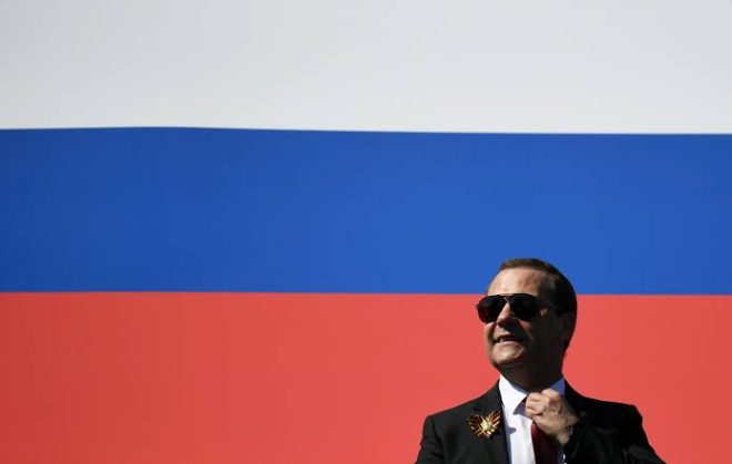 Medvedev Alleges Secret Nuclear Deal: Who's Involved? — nuclear arms transfer Iran, Medvedev statement 2025, Russian Security Council news