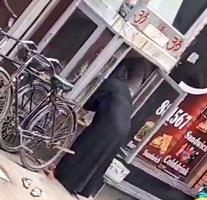 Muslim Woman Prays in Shiva Temple: A Desperate Plea — Muslim woman prays at temple, Kanpur spiritual healing story, interfaith prayer miracle
