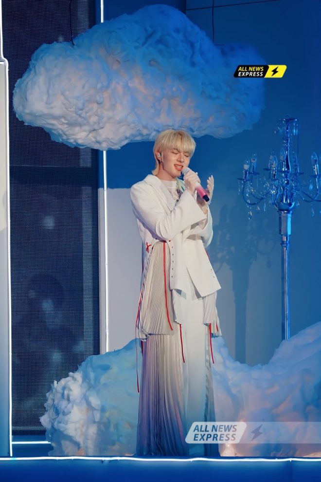 “NUNEW’s Stunning Transformation: A Night to Remember at HER VERSE!” — นุนิว ชวรินทร์ คอนเสิร์ต 2025, เสียงนุ่มนวล นุนิว, แสดงสด AMP อาชญา