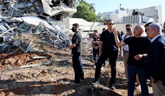 Netanyahu's Shocking Visit: Weizmann Institute in Ruins! — Netanyahu Weizmann Institute visit, Iranian missile attack Rehovot, Israel security updates 2025