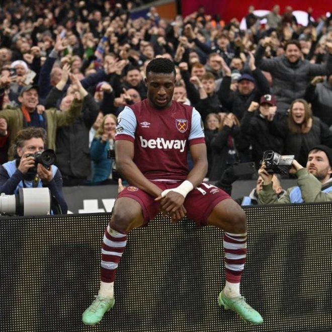 Premier League Shock: Chelsea Chases £85M West Ham Star! — Chelsea transfer news, Mohammed Kudus Premier League clause, West Ham player interest 2025