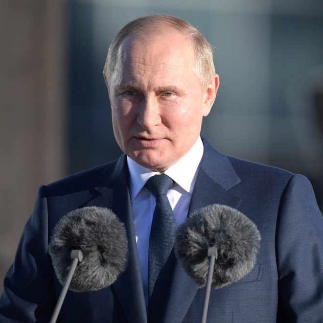 Putin's Stark Warning: Russian Nukes in Iran! — Putin warns Israel, Russian nuclear experts in Iran 2025
