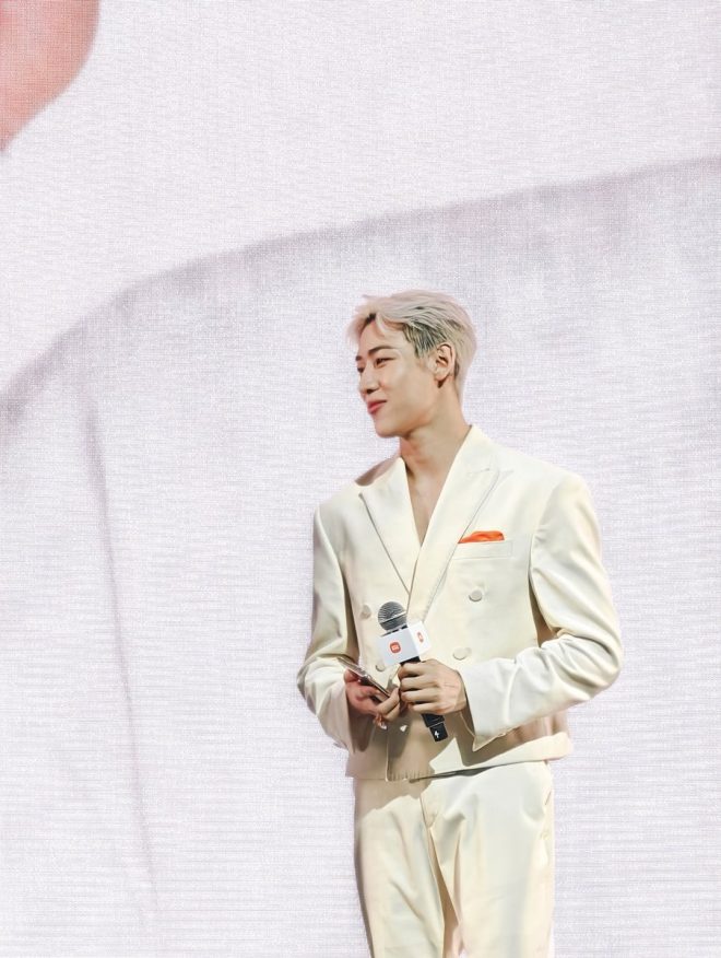 "Redmi Note 14 Series Collaborates with BamBam for Iconic Shots: Controversial Zoom-Ins and Energy!" — #ZoomLensMagic, #EnergyBoostedMoments, #LoveFueledMemories