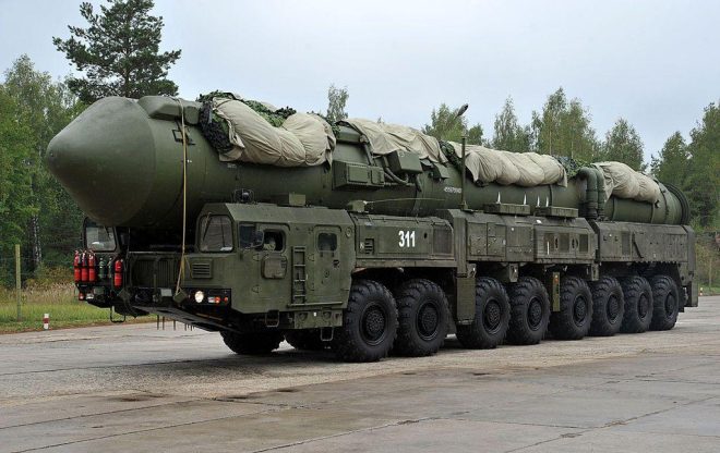 Russia Divided: Is a Nuclear Strike the Only Solution? — nuclear strategy Russia, conventional defense debate 2025, geopolitical tensions Russia