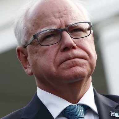 Senator's Murder: Suspect Claims Minnesota Governor Ordered It! — Homem preso por assassinar político nos EUA, Governador Tim Walz envolvido em polêmica, Conspiração política Minnesota 2025