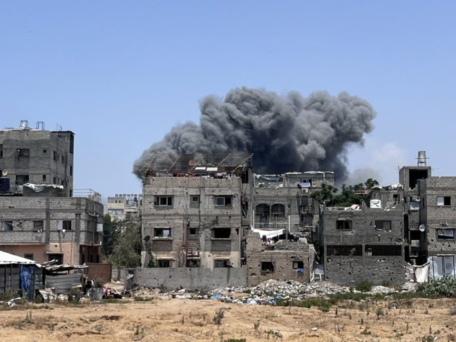 Shocking Israeli Airstrikes: Al Zaytoun Under Fire! — Breaking news updates, Al Zaytoun conflict report, Israeli airstrike analysis 2025