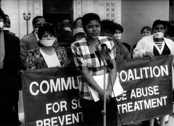 Shocking Past: LA Mayor's Ties to Controversial Cuba Group! — Karen Bass Communist Ties, LA Mayor Controversy 2025, Neville Singham People's Forum Funding