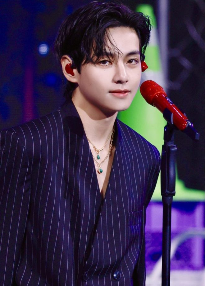 Taehyung's Shocking Solo Win: What It Means for K-Pop! — Taehyung Best Solo Idol, Taehyung Top Ten Awards, Best Male Solo 2025