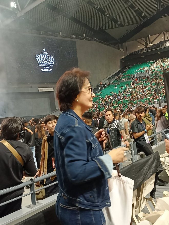 Tita Gemma Sparks Outrage: Adorable US A'tin Fans Unite!
BLUE OCEAN FOR MAHALIMA
THE WORLD IS YOURS SB19
@SB19Official
SB19
SaWWorldTourPH — Tita Gemma, SB19 A'tin fandom, Super cute SB19 merchandise