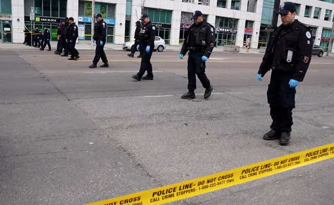 Toronto's Shocking Mass Shooting: Who's to Blame? — Toronto gun violence, Lawrence Heights shooting incident, Toronto crime news 2025