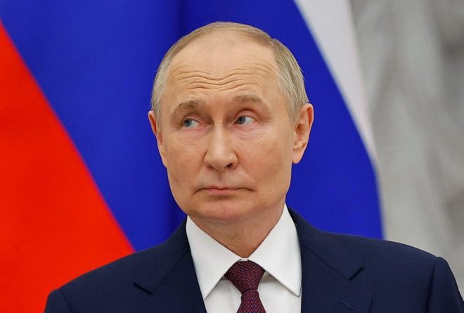 Trump's Attack on Iran: A Dangerous Pandora's Box? — Iran conflict implications, US Russia tensions 2025, geopolitical crisis aftermath
