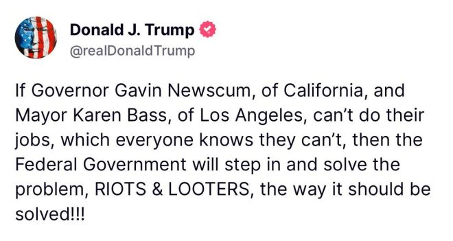 Trump's 'Newscum' Slam: A Bold Move or Political Blunder? — Trump California controversy, Governor Newsom criticism, Trump social media outburst 2025