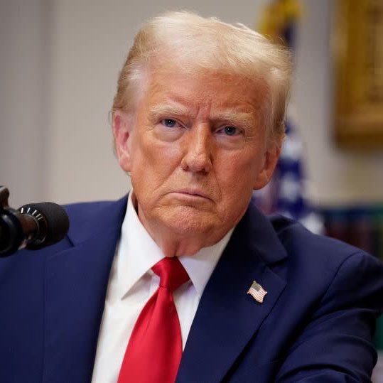 US Resumes Student Visas, Demands Social Media Access! — foreign student visa news, U.S. immigration policy updates, social media screening regulations 2025