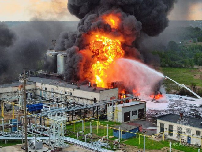 Ukraine's Daring Drone Strike Obliterates Russian Refinery! — Ukrainian drone strike, Lukoil refinery attack, Nizhny Novgorod news 2025