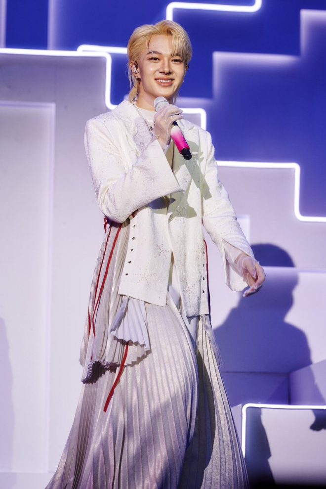 "Is 'Her Verse & His Voice' the Most Controversial Love Concert Yet?"  

HERVERSEandHISVOICE_D2  
HERVERSEandHISVOICE  
AMPSONGCONCERT   —  Love Song Festival, Acoustic Music Experience, Emotional Melodies 2025