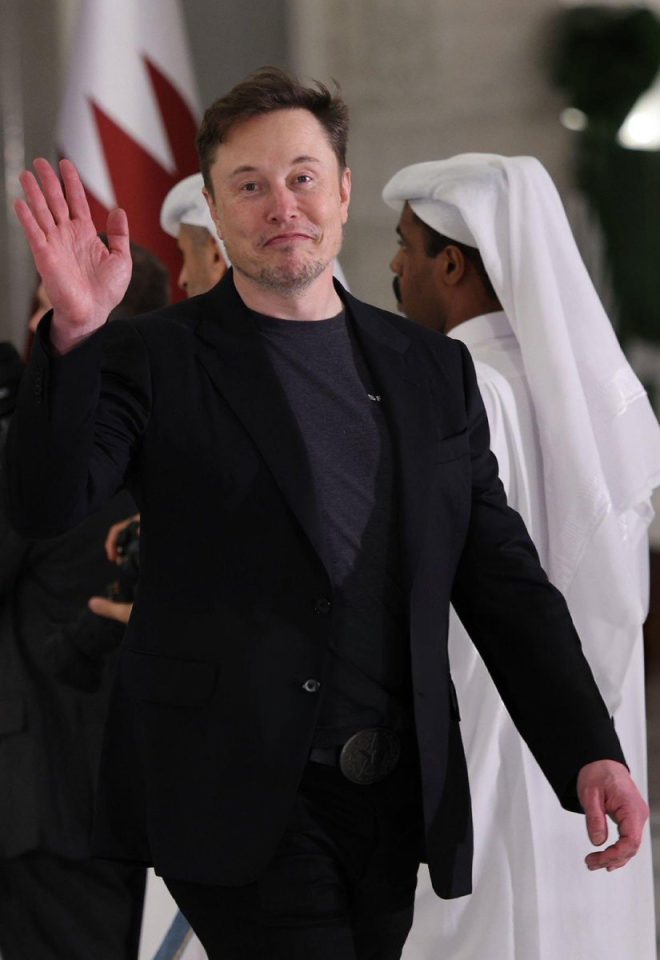 • Elon Musk shatters wealth records, on track to become world's first trillionaire! — Elon Musk net worth, trillionaire projection, richest person in the world.