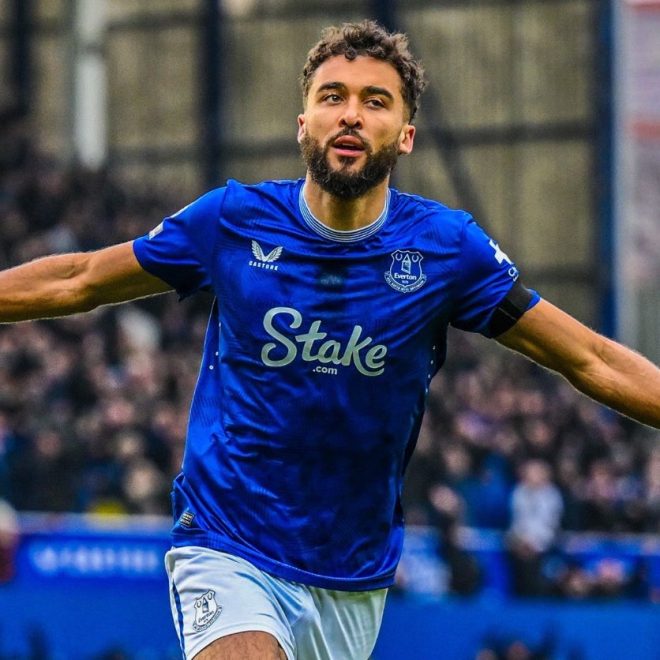 🚨 BREAKING: Manchester United shocks fans by pursuing free agent Dominic Calvert-Lewin - bold move or desperate attempt? #MUFC — Manchester United transfer news, Premier League transfer rumors, Dominic Calvert-Lewin transfer update