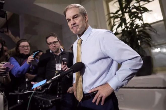 🚨BREAKING: Rep. Jim Jordan demands criminal charges for Hillary, Hunter, Joe Biden, and AOC! Agree or Disagree? —
Political corruption investigation, indictment, Jim Jordan
Democratic politicians criminal charges, Jordan statement
Legal action against Clinton, Biden, AOC, Jordan's call