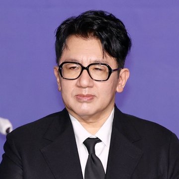 Bang Si-Hyuk's Shocking Fraud Scandal: Life in Prison Looms! —  Bang Si-Hyuk scandal, HYBE raid news, K-pop executive fraud