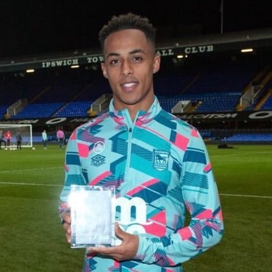 Brentford's £35M Gamble: Will They Snatch Omari Hutchinson? — Brentford transfer news, Omari Hutchinson contract details, Championship player updates