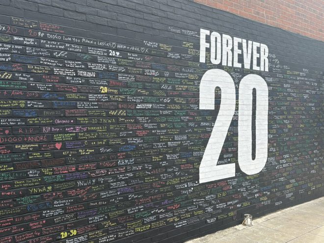 Death of a Legend: A Wall of Condolences for Diogo & Andre
Forever our No 20, and forever in our hearts ❤️
RIP Diogo and Andre, YNWA at Sybil Rd, Anfield