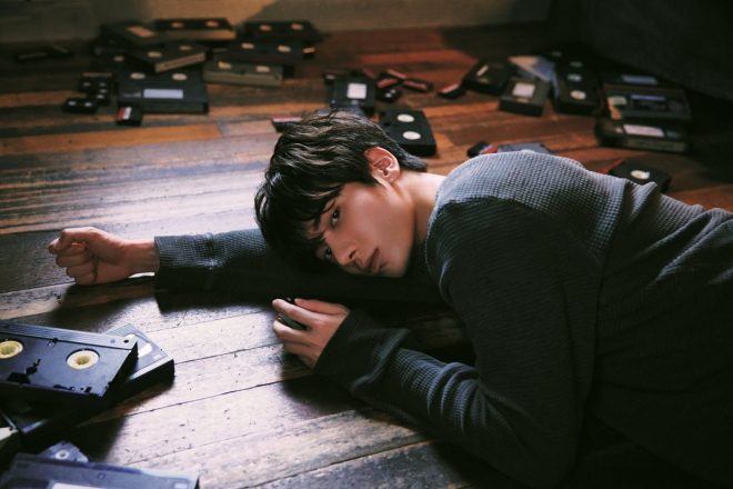 Is TAEHYUN's 'Bird of Night' Photo a Hidden Message? — The Star Chapter, TOMORROW X TOGETHER 2025, Bird of Night photo