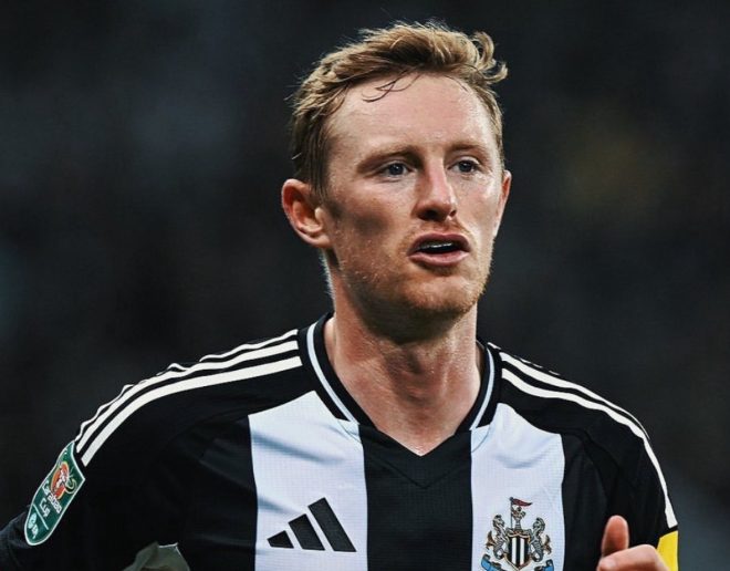 Leeds' Shocking Move: Longstaff Deal Sparks Outrage! — Leeds United transfer news, Sean Longstaff contract negotiations, Newcastle United player updates
