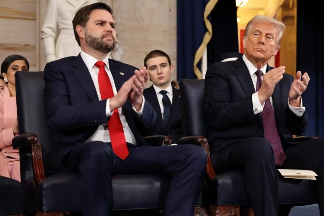🚨 President Trump's Bold Call for Paper Ballots, Same-Day Voting, Voter IDs, and Proof of Citizenship: Do You Stand with Him? #ElectionReformDebate — President Trump paper ballots, Voter ID requirements, same-day voting
Election integrity measures, Proof of citizenship, Trump directive
Governor mandate, Voting security changes, Trump support