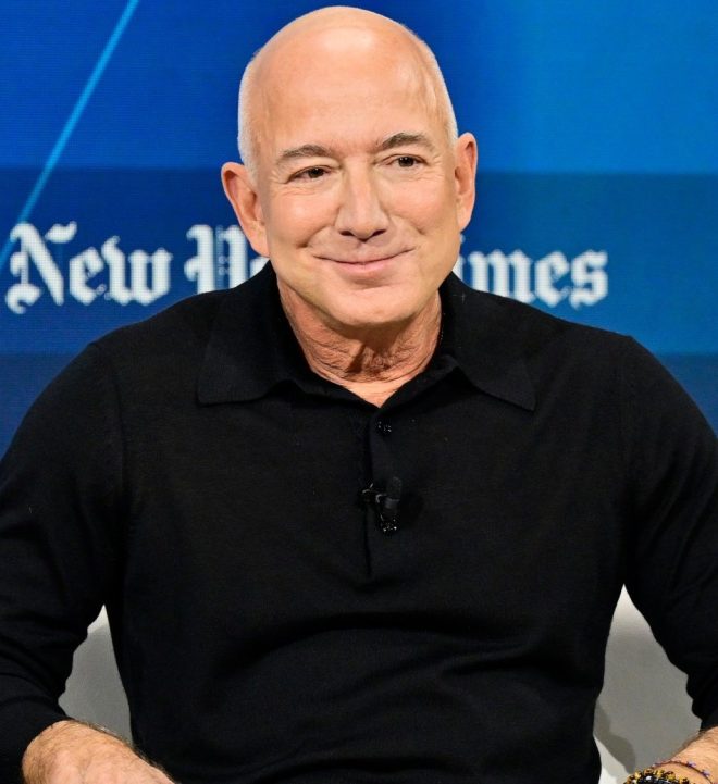 "SHOCKING: Jeff Bezos Dumps $665.9M in Amazon Stock - What's Coming Next?" — Jeff Bezos insider trading, Amazon stock sale, Billionaire stock dump