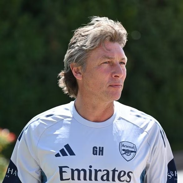 Shocking Move: Gabriel Heinze Joins Arsenal's Coaching Team! — Gabriel Heinze Arsenal coach, Mikel Arteta staff 2025, Arsenal assistant coach news