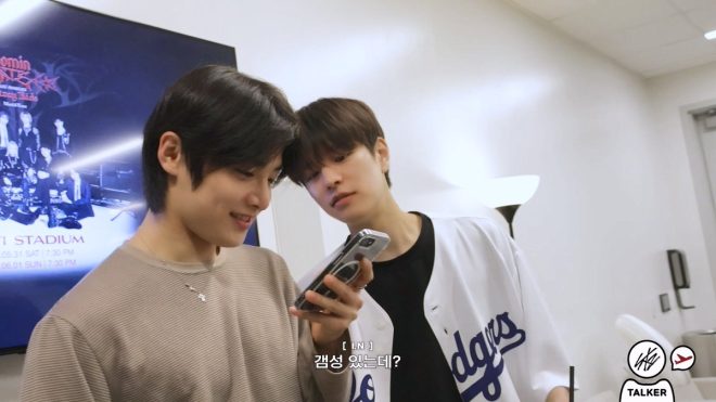 Stray Kids Shocker: LA Episode 18 Reveals Dark Secrets!
StrayKids
스트레이키즈
dominATE
SKZ_TALKER_GO
슼즈토커고
YouMakeStrayKidsStay — Stray Kids Tour 2025, SKZ-TALKER GO Season 5 Highlights, Stray Kids Los Angeles Episode